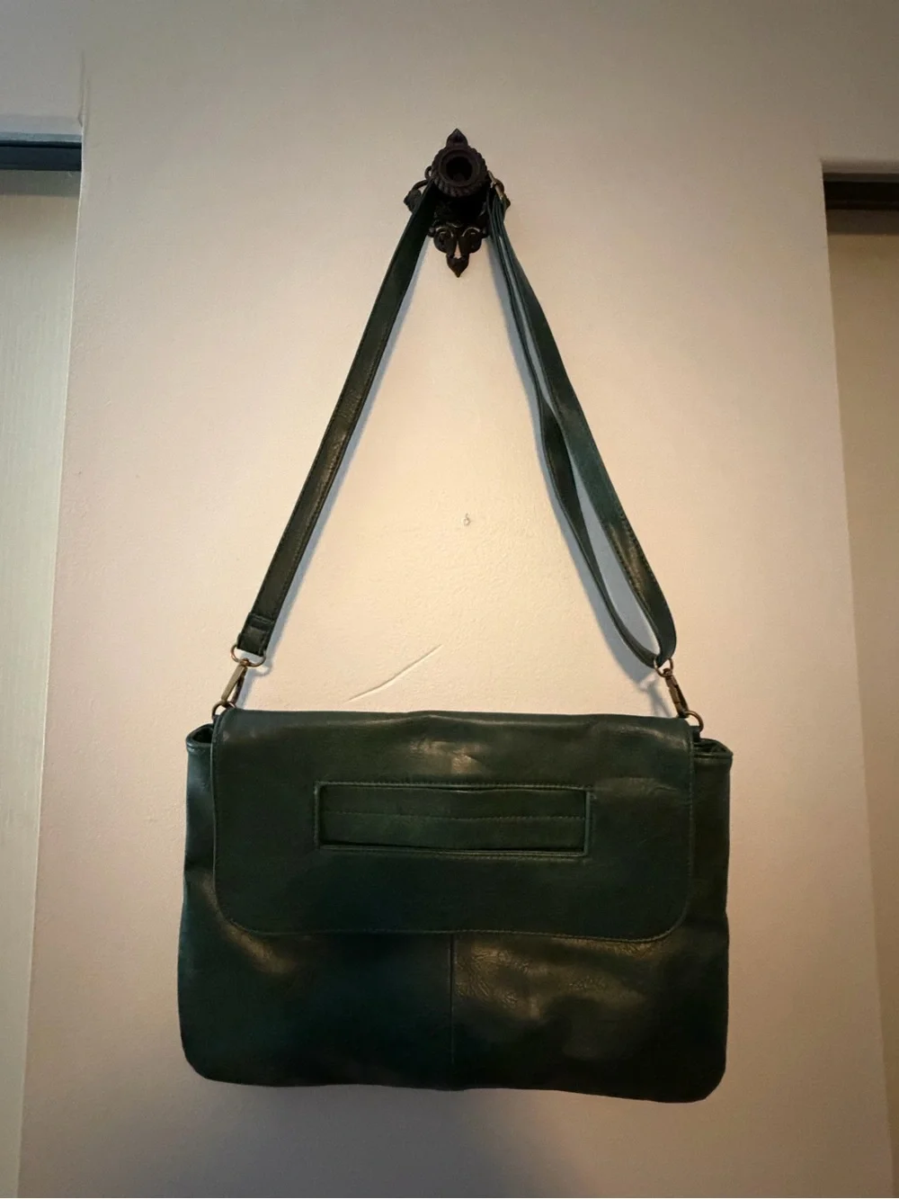 Classic Dark Green Leather Clutch/Shoulder Bag